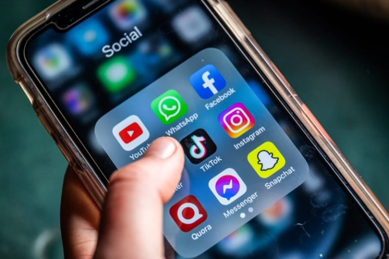 Meta is finally bringing ads to WhatsApp