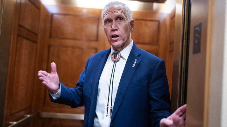 Senate GOP critics say Noem ‘needs to go’ amid fallout from Minneapolis shootings